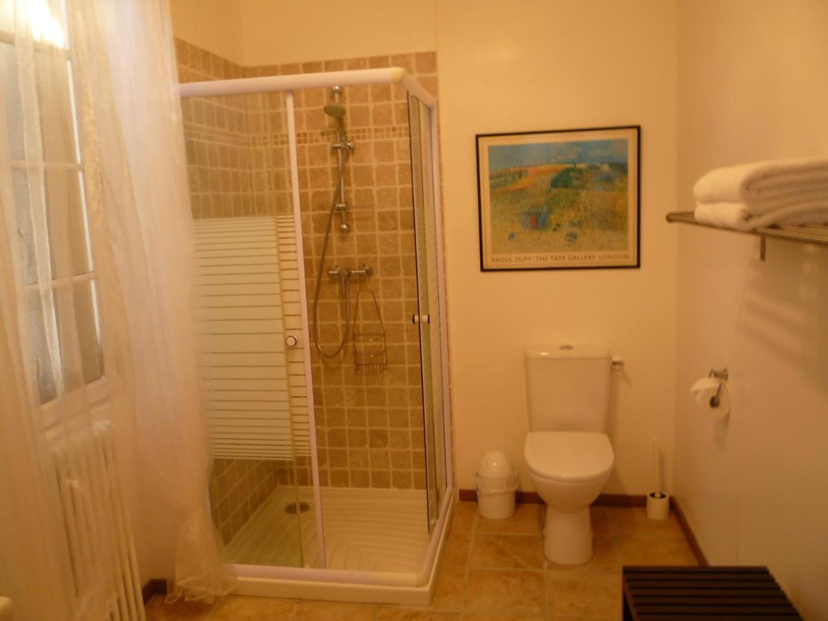 Chez Edell Bed & Breakfast Монпазие Екстериор снимка