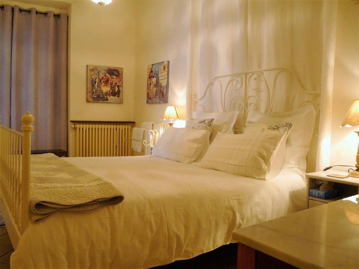 Chez Edell Bed & Breakfast Монпазие Екстериор снимка