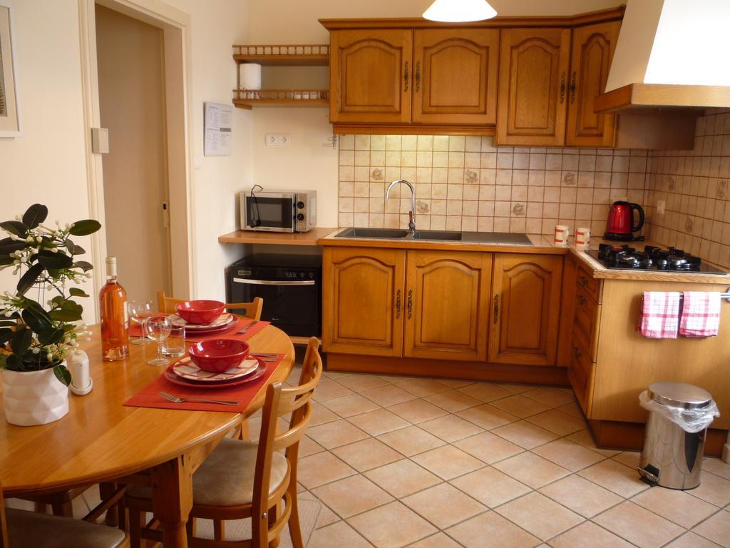 Chez Edell Bed & Breakfast Монпазие Екстериор снимка